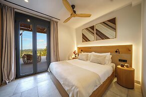 EAST VILLA by CYAMES