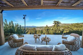 EAST VILLA by CYAMES