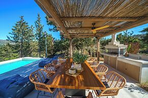EAST VILLA by CYAMES
