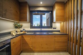 EAST VILLA by CYAMES