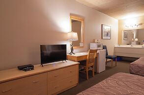 EasyStay Inn & Suites Fernie