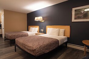EasyStay Inn & Suites Fernie