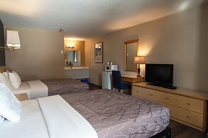 EasyStay Inn & Suites Fernie