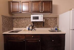 EasyStay Inn & Suites Fernie