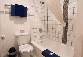EasyStay Inn & Suites Fernie