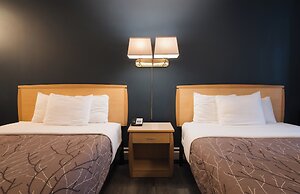 EasyStay Inn & Suites Fernie