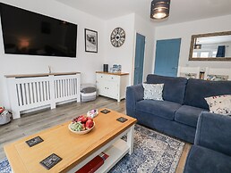 8 Park View Grove