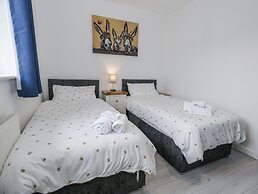 8 Park View Grove