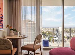Avani Mooloolaba Beach Hotel