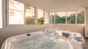 Gyeongju Breeze Spa Pension