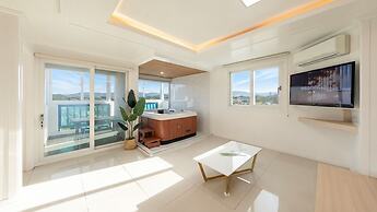 Gyeongju Breeze Spa Pension