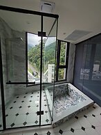 Shuian Lakeside Hotel II
