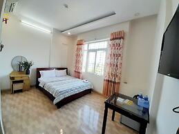 Dong Tay hotel