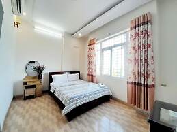 Dong Tay hotel