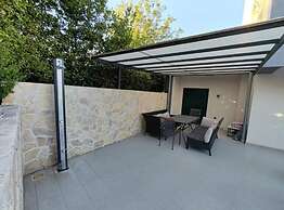 Adriatic Villa Privlaka With Pool