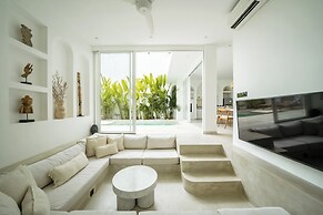 The Belluoccio Villa