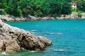 Holiday Home Kvarner With Heated Pool