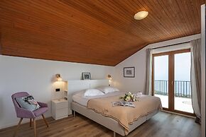 Holiday Home Kvarner With Heated Pool