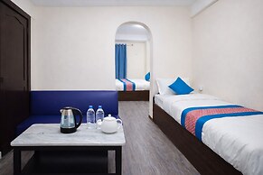 Funky Monkey Hotel Hostel Apartment