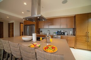 Casa Ohana 5 Bdrs Ocean View in Los Suenos