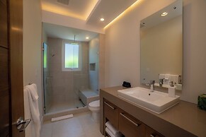 Casa Ohana 5 Bdrs Ocean View in Los Suenos