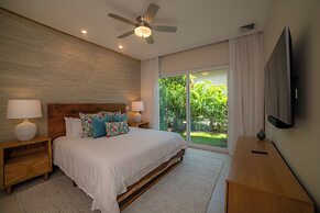 Casa Ohana 5 Bdrs Ocean View in Los Suenos