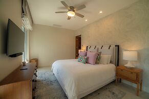 Casa Ohana 5 Bdrs Ocean View in Los Suenos