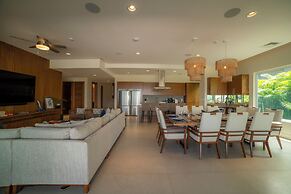 Casa Ohana 5 Bdrs Ocean View in Los Suenos
