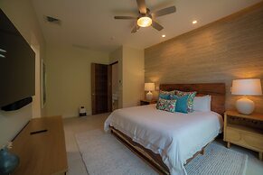 Casa Ohana 5 Bdrs Ocean View in Los Suenos