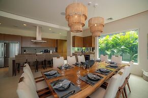 Casa Ohana 5 Bdrs Ocean View in Los Suenos