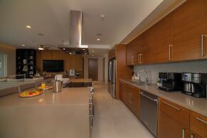 Casa Ohana 5 Bdrs Ocean View in Los Suenos