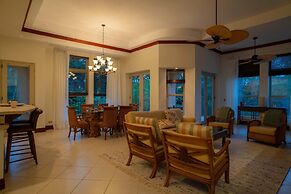 Bella Vista 8B 3 Bdrs Pool View in Los Suenos