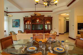 Bella Vista 8B 3 Bdrs Pool View in Los Suenos