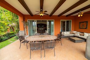 Montebello 4E 3 bdr Pool View in Los Suenos