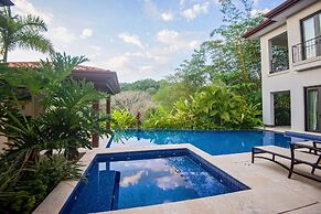 Casa Aurora 5 bdr Private Pool in Los Sueños