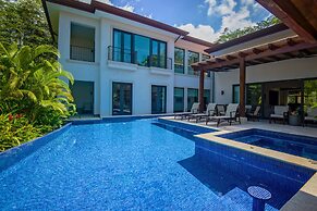 Casa Aurora 5 bdr Private Pool in Los Sueños