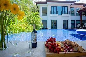 Casa Aurora 5 bdr Private Pool in Los Sueños