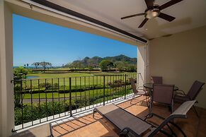 Del Mar 2J 3 bdr Ocean View in Los Suenos