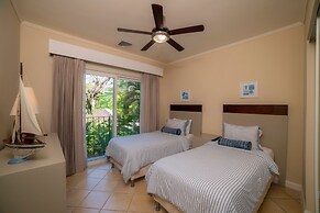 Del Mar 2J 3 bdr Ocean View in Los Suenos