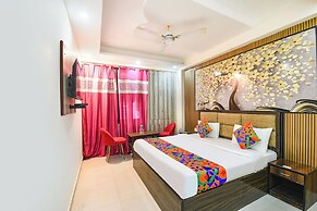 Fabhotel Lookout Stay