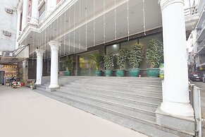 Fabhotel Sumedha Elegance