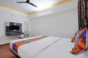 Fabhotel Raj