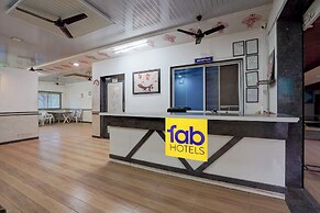 Fabhotel Raj