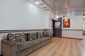 Fabhotel Raj