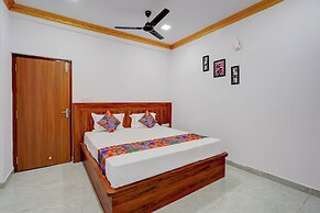Fabhotel Guru Residency