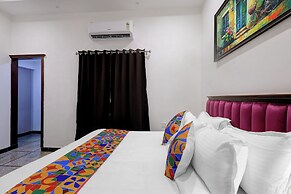 Fabhotel Kences Inn