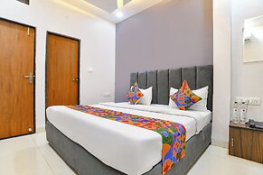 Fabhotel Div Palace