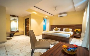 Fabhotel Red Button Resort