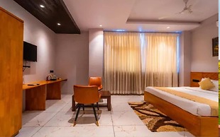 Fabhotel Red Button Resort