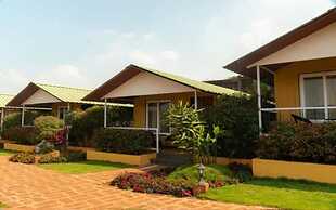 Fabhotel Red Button Resort
